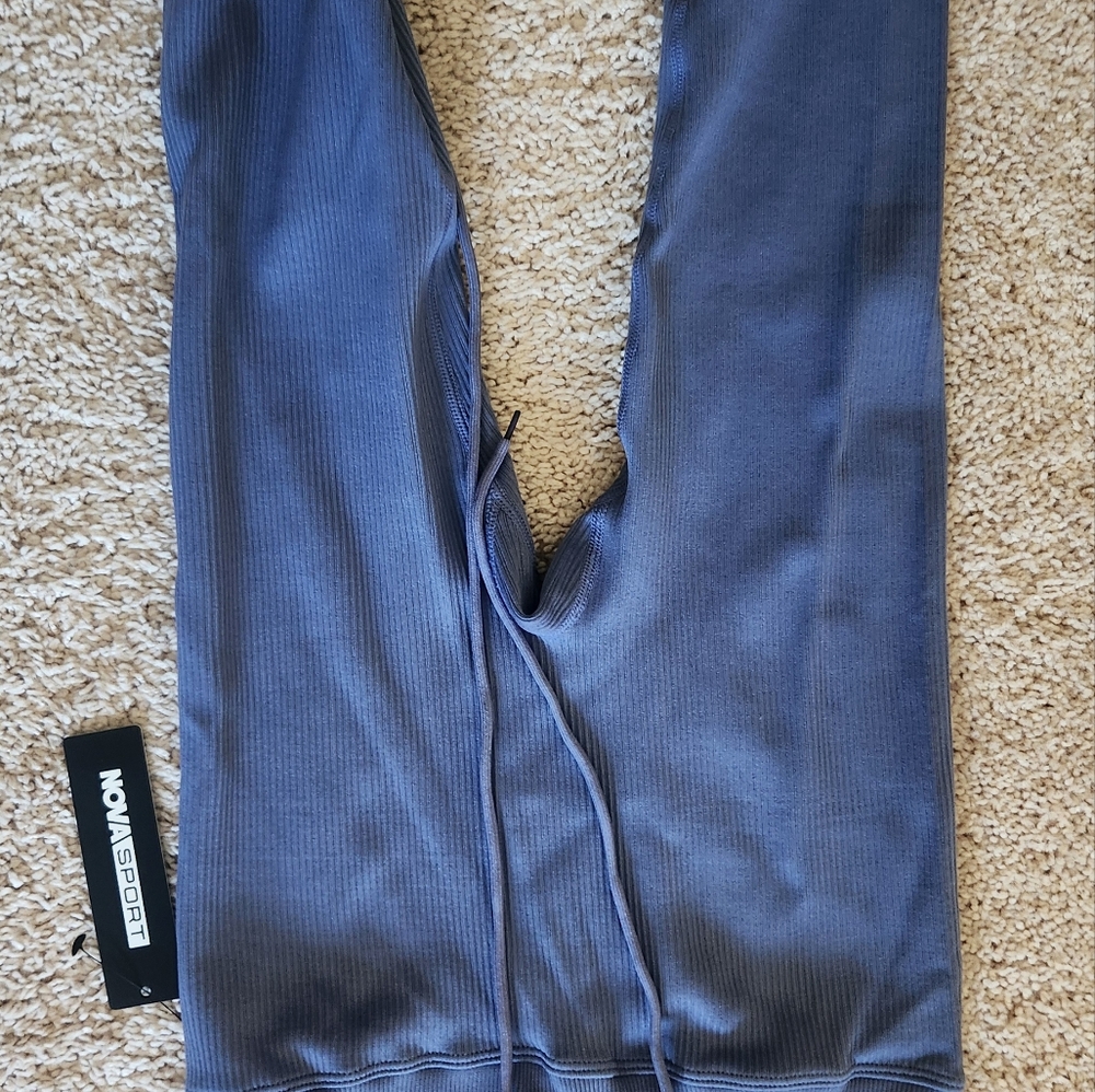 Nova Sport Leggings Size Medium - Picture 4 of 6